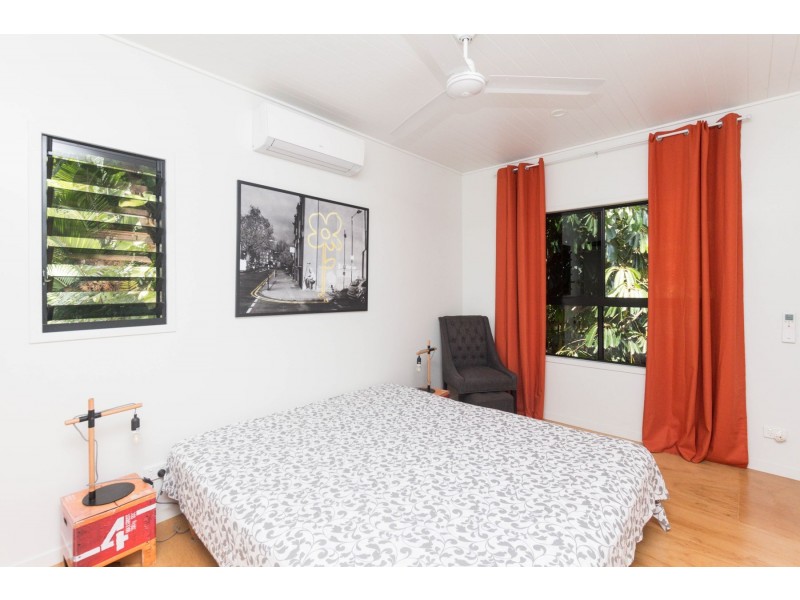 5A Law Street, Cairns North QLD 4870