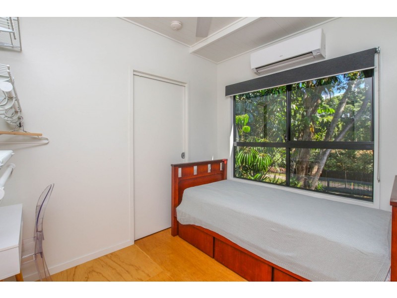 5A Law Street, Cairns North QLD 4870