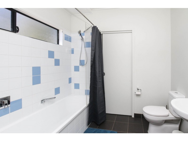 5A Law Street, Cairns North QLD 4870