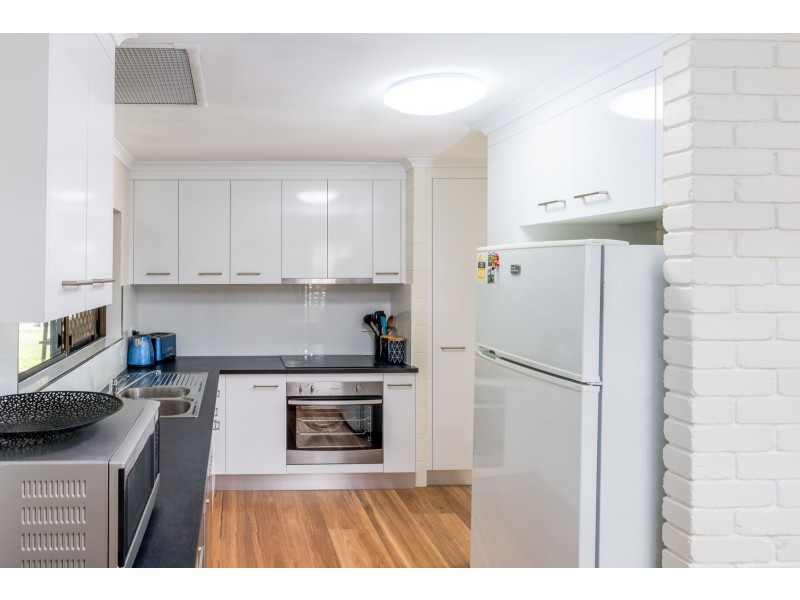 39 Boden Street, Edge Hill QLD 4870