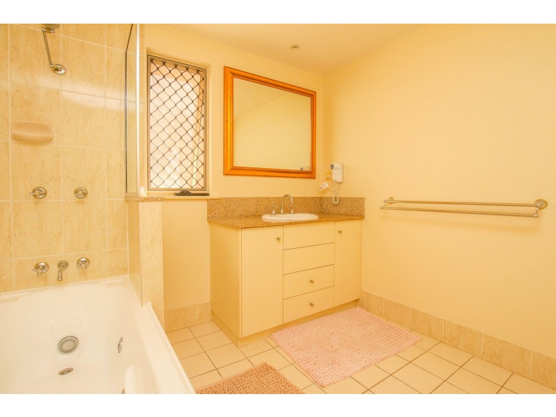 1608/373-379 McLeod Street, Edge Hill QLD 4870