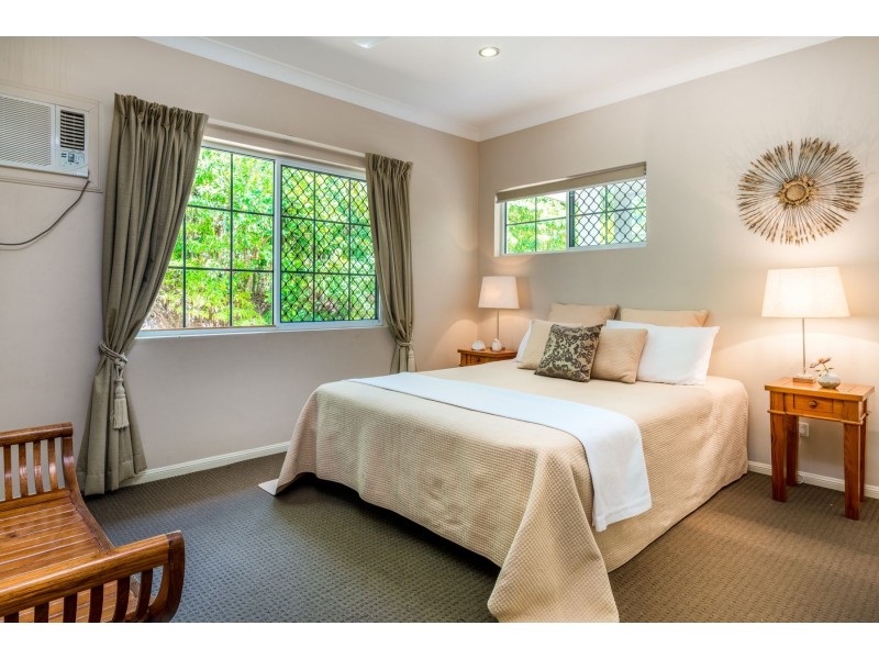 7 Christie Drive, Brinsmead QLD 4870