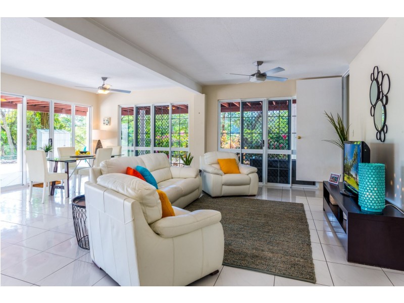 7 Christie Drive, Brinsmead QLD 4870