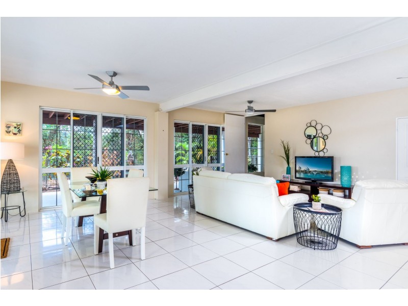 7 Christie Drive, Brinsmead QLD 4870