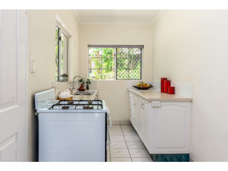 7 Christie Drive, Brinsmead QLD 4870