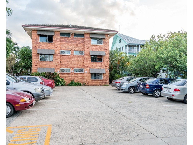 8/267 Sheridan Street, Cairns North QLD 4870