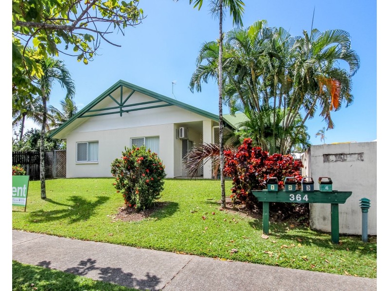 2/364 McCoombe Street, Mooroobool QLD 4870