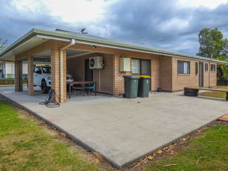 98 Dillon Street, Westcourt QLD 4870