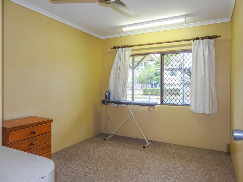 98 Dillon Street, Westcourt QLD 4870