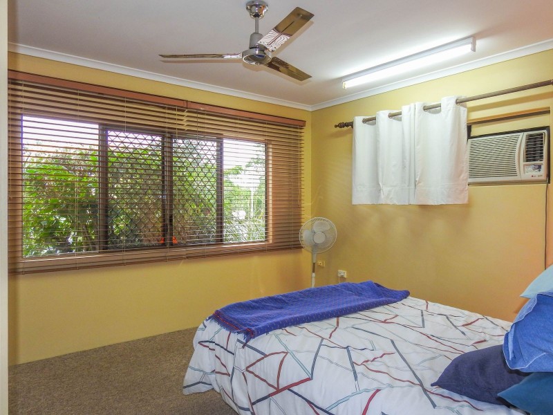 98 Dillon Street, Westcourt QLD 4870