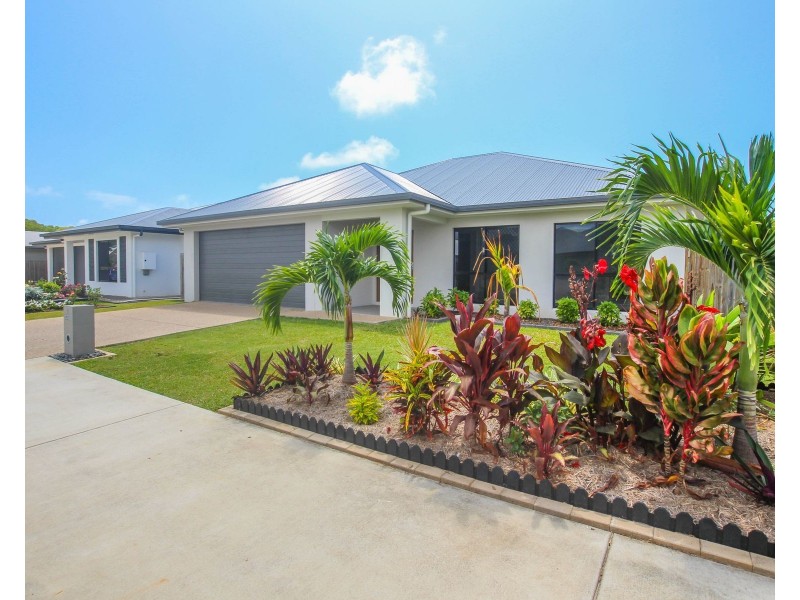 8 Byerstown Link, Trinity Park QLD 4879