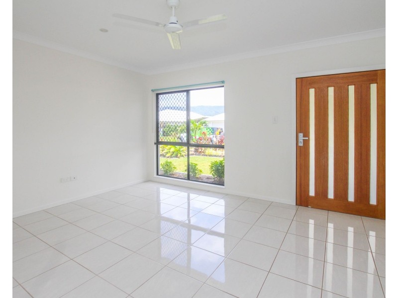 8 Byerstown Link, Trinity Park QLD 4879