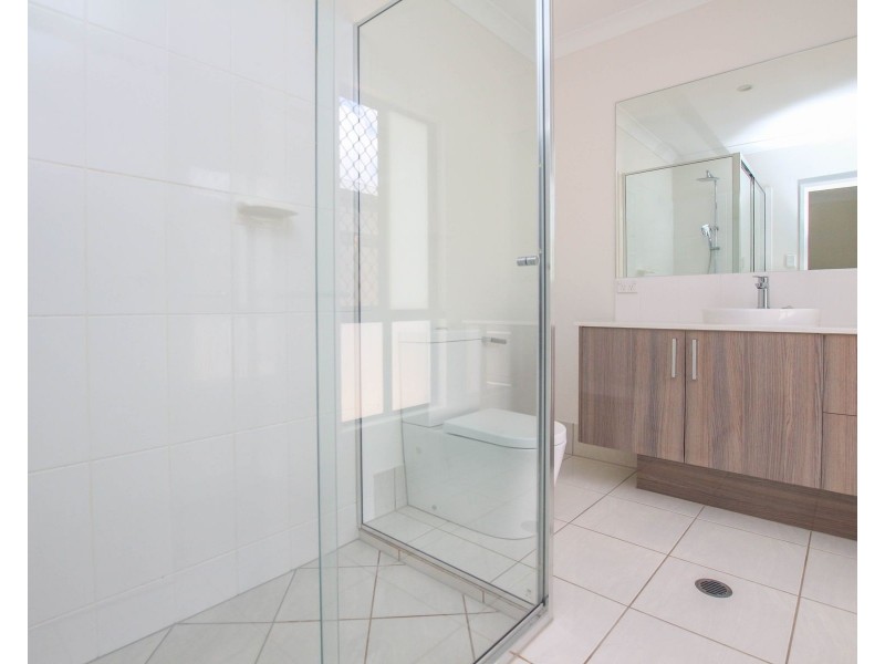 8 Byerstown Link, Trinity Park QLD 4879
