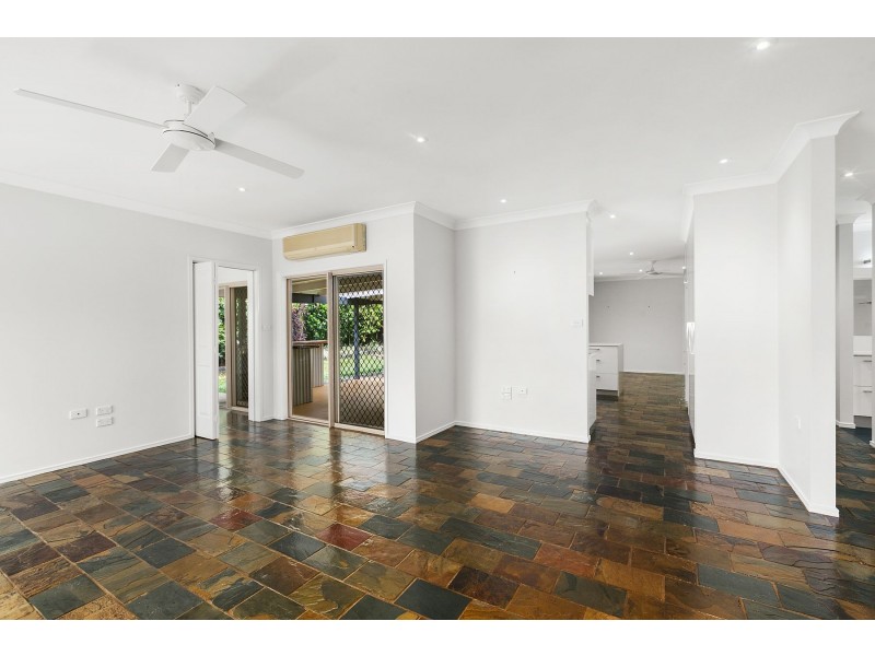 38 Ebony Street, Redlynch QLD 4870