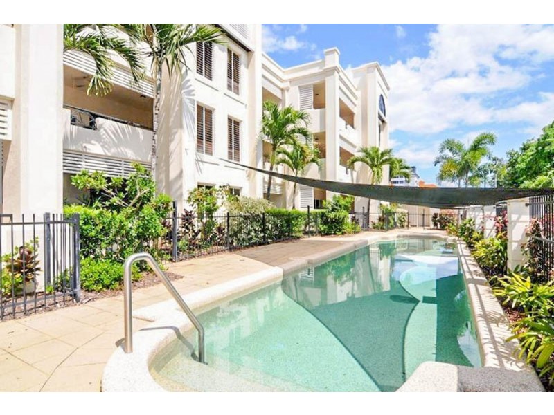 7/304 Lake Street, Cairns North QLD 4870