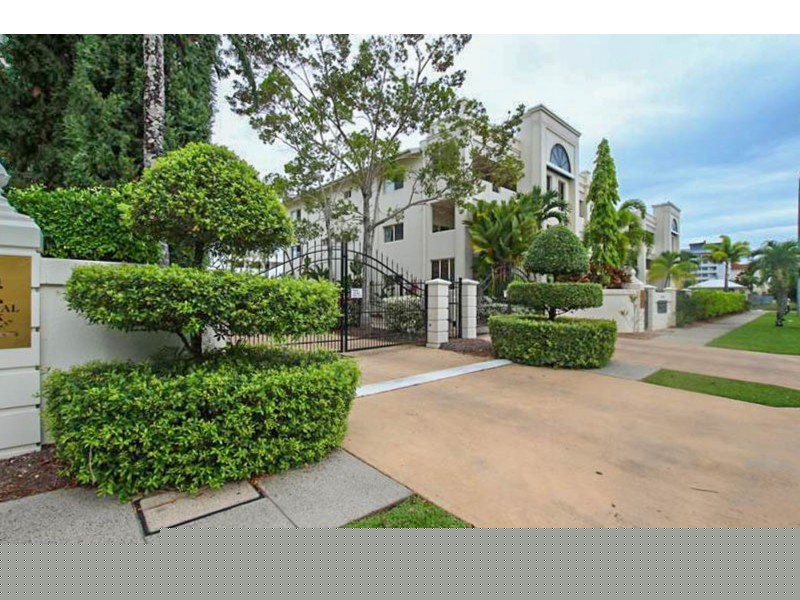 7/304 Lake Street, Cairns North QLD 4870