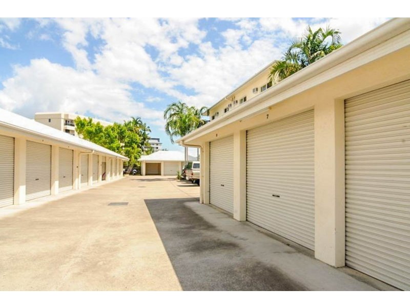 7/304 Lake Street, Cairns North QLD 4870