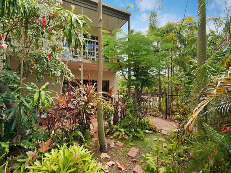 4/23 Hibiscus Lane, Holloways Beach QLD 4878