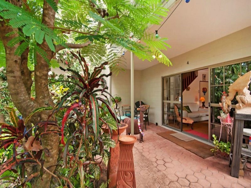 4/23 Hibiscus Lane, Holloways Beach QLD 4878