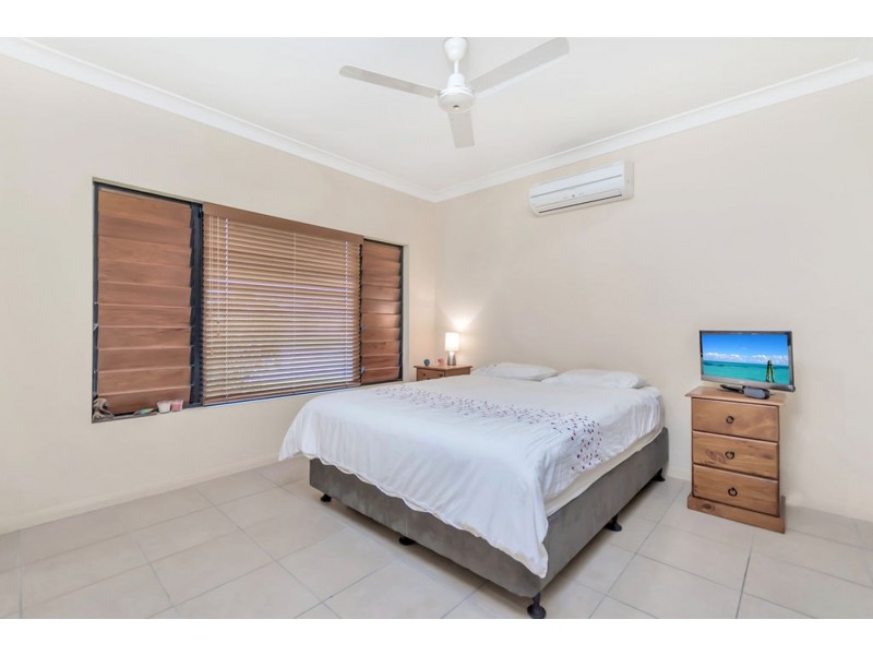 18 Goldberg Close, White Rock QLD 4868