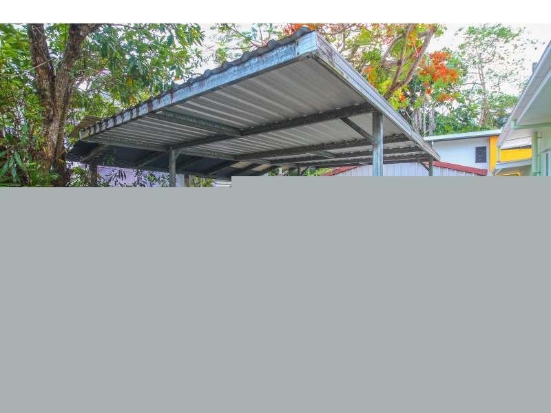 5 Law Street, Cairns North QLD 4870