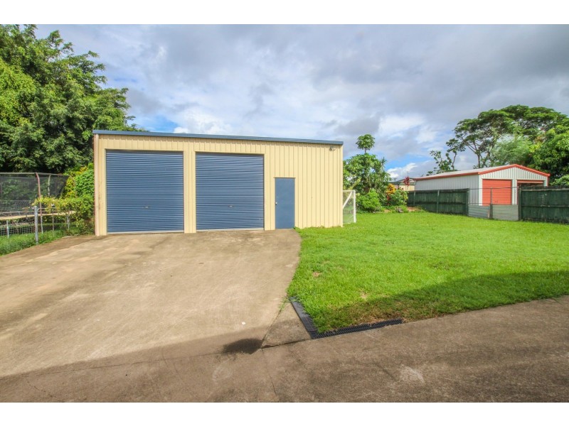 28 Angela Street, Woree QLD 4868