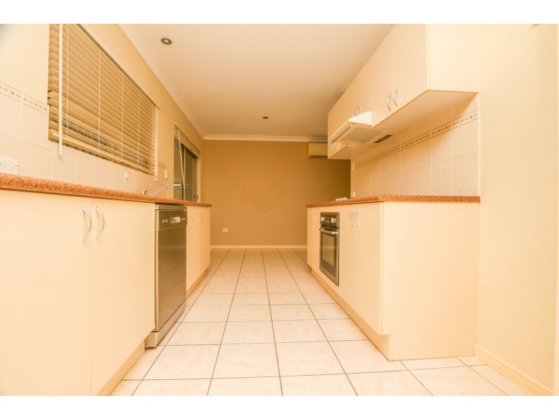 13 Sunrise Street, White Rock QLD 4868