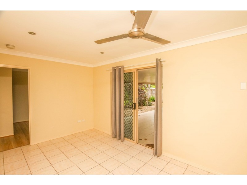 13 Sunrise Street, White Rock QLD 4868