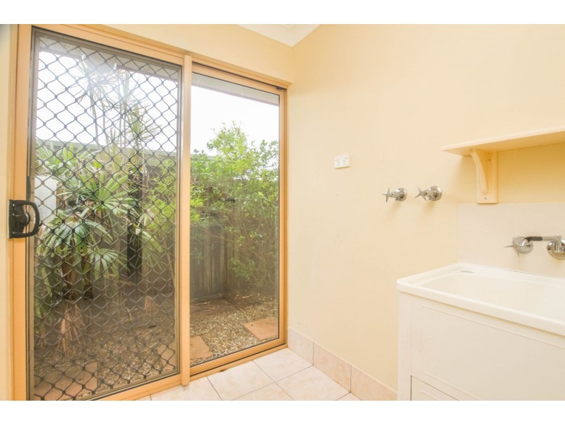 13 Sunrise Street, White Rock QLD 4868