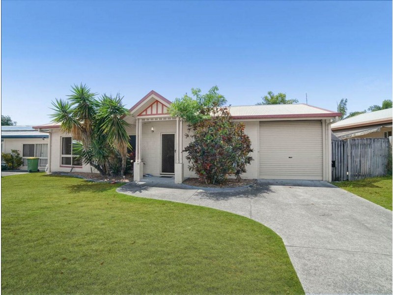 19 Rafferty Street, White Rock QLD 4868