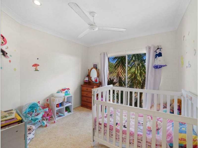 19 Rafferty Street, White Rock QLD 4868
