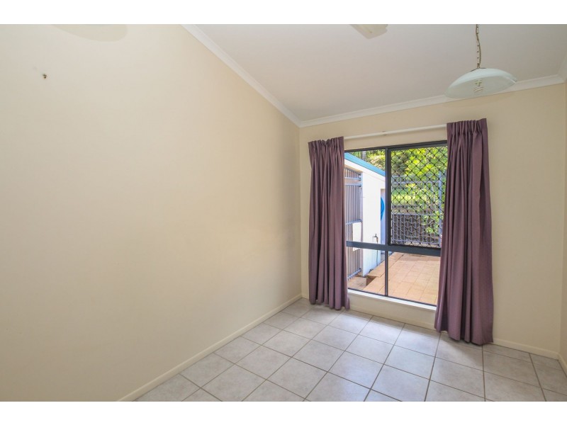 17 Barossa Close, Brinsmead QLD 4870