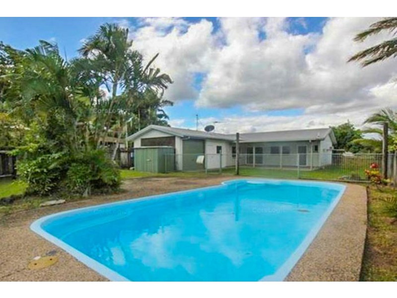 4 Thornton Court, White Rock QLD 4868