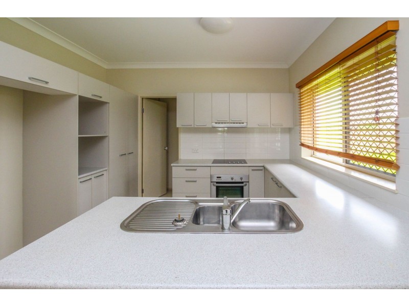 25 Colombia Street, White Rock QLD 4868
