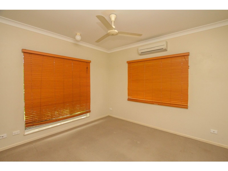 25 Colombia Street, White Rock QLD 4868