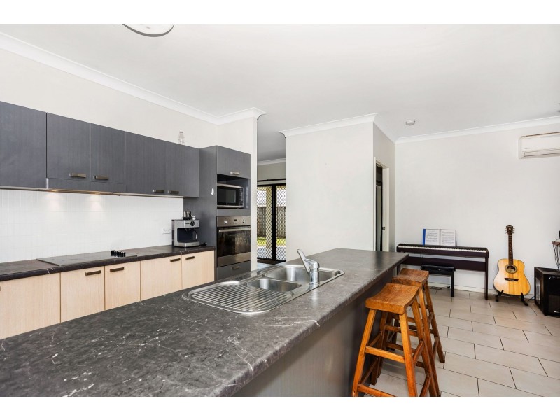 140 Fitzmaurice Drive, Bentley Park QLD 4869