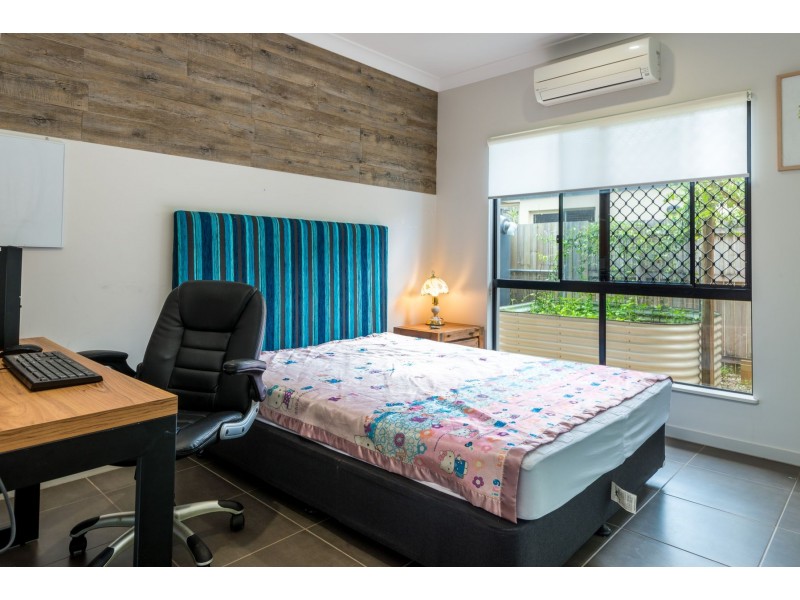 9 Parrot Close, Kanimbla QLD 4870