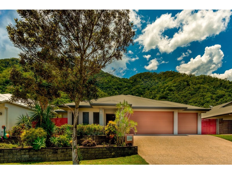 9 Parrot Close, Kanimbla QLD 4870
