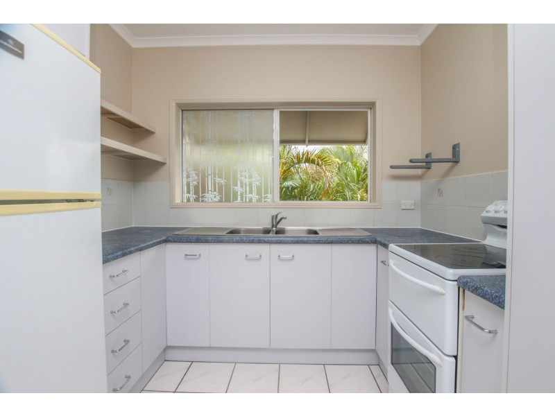 4/8-10 Ascot Avenue, Westcourt QLD 4870