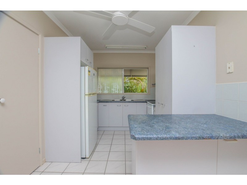 4/8-10 Ascot Avenue, Westcourt QLD 4870