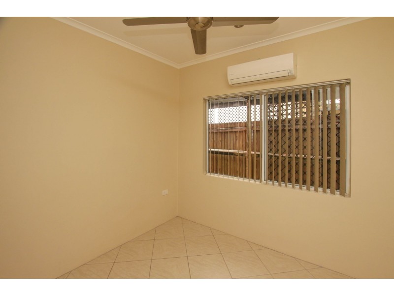 11 Cyperus Drive, Redlynch QLD 4870