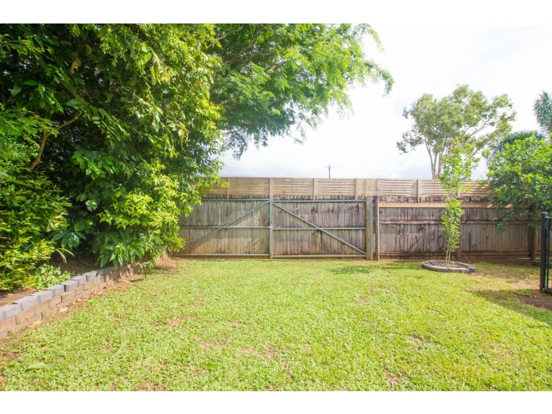 11 Cyperus Drive, Redlynch QLD 4870