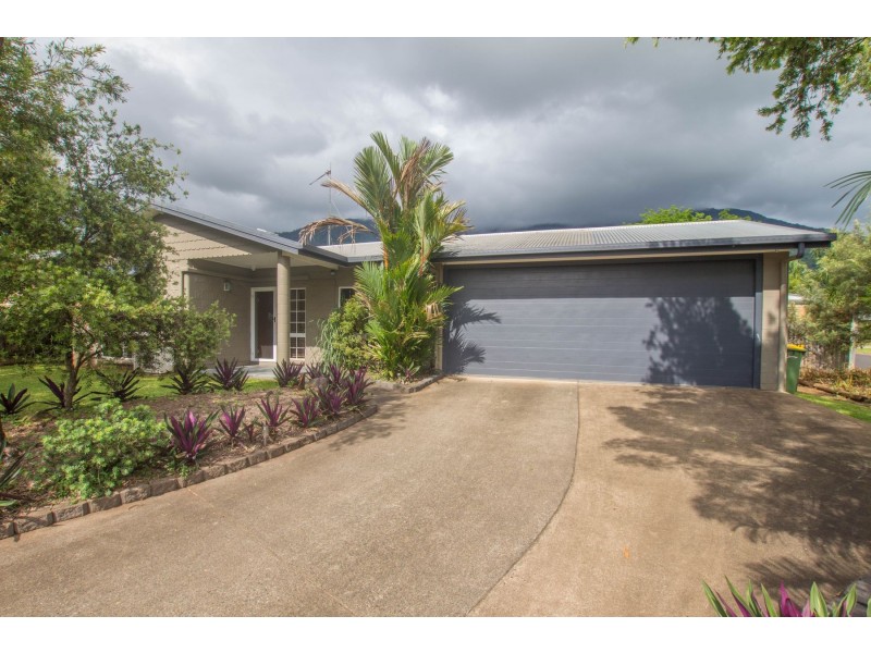 11 Cyperus Drive, Redlynch QLD 4870