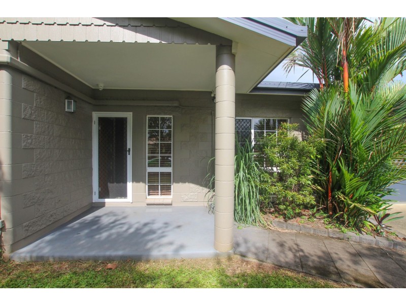 11 Cyperus Drive, Redlynch QLD 4870