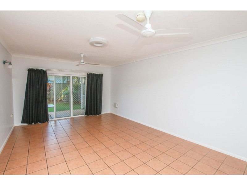3/8 Clare Street, Parramatta Park QLD 4870