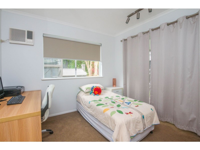 51 Robb Road, Redlynch QLD 4870