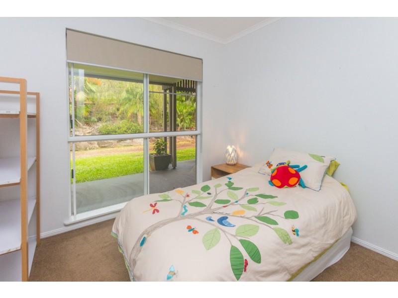 51 Robb Road, Redlynch QLD 4870