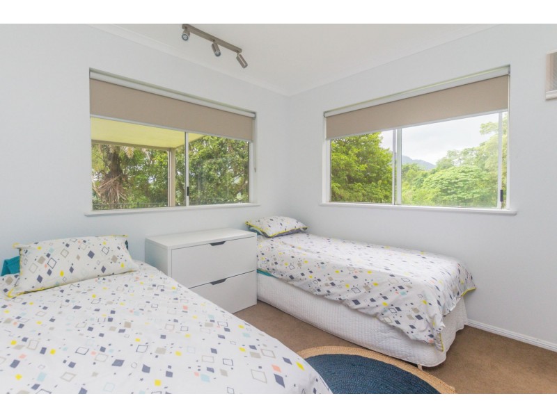 51 Robb Road, Redlynch QLD 4870