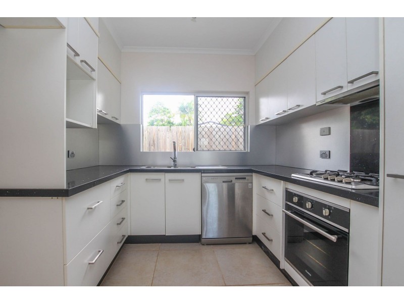 5 Batavia Court, Bentley Park QLD 4869