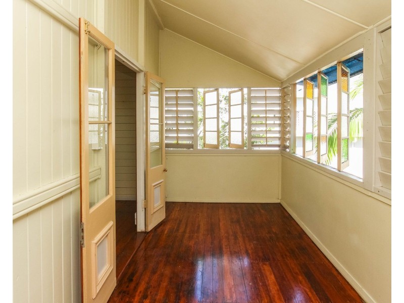 3/466 McCoombe Street, Mooroobool QLD 4870